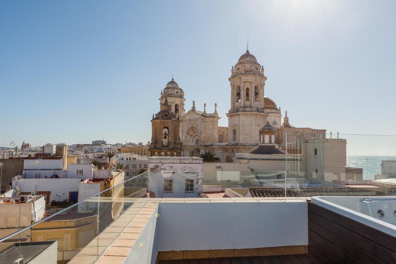 ***** Attic With Impressive Views And Jacuzzi Apartment Cadiz Exterior photo